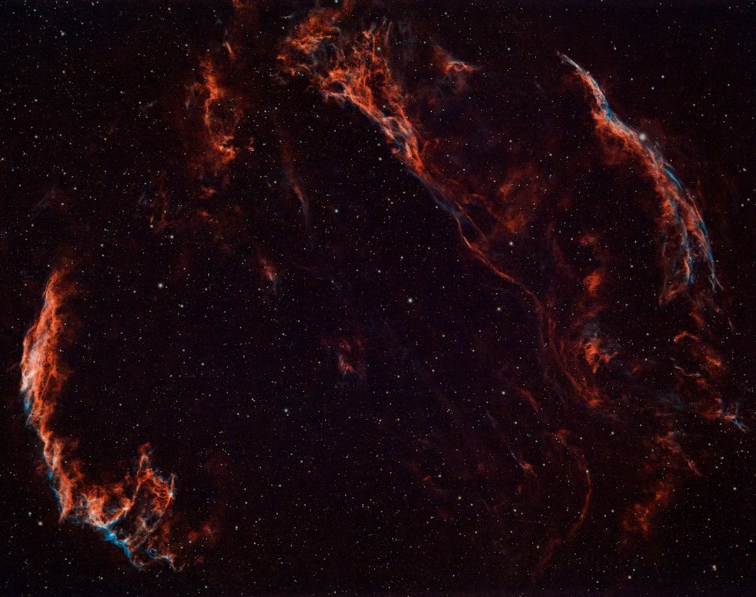 Western University Scientists Locate Origin of Spherical Carbon Molecules in Space - Space Portal featured image
