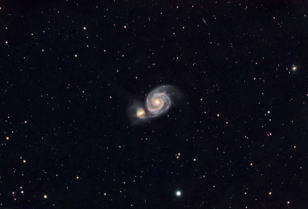 Galaxy Loses Luminosity Quickly After Central Black Hole Depletes Fuel - Space Portal featured image