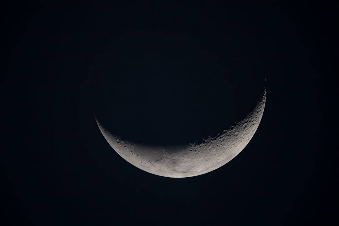 Scientists Continue Puzzling Over Lunar Origins Despite Decades of Research - Space Portal featured image