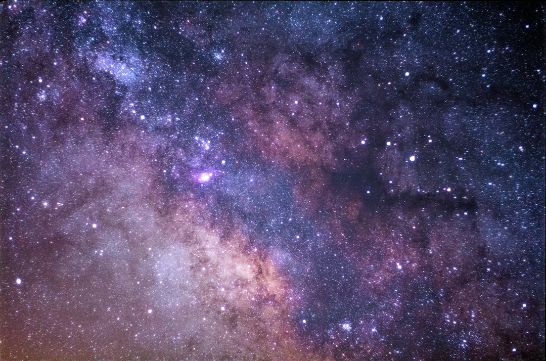 Peculiar Ancient Stars May Explain the Odd Shape of Early Galaxies - Space Portal featured image