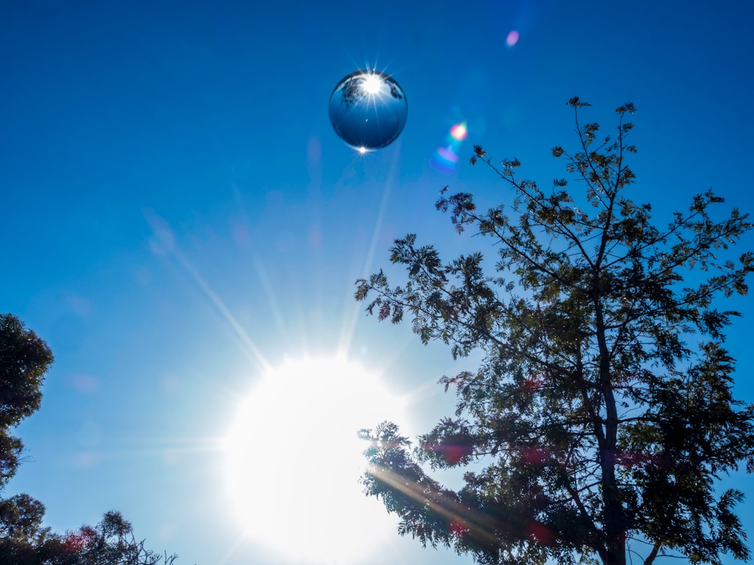 Massive Airborne Peaks Defy Gravity on Our Star - Space Portal featured image